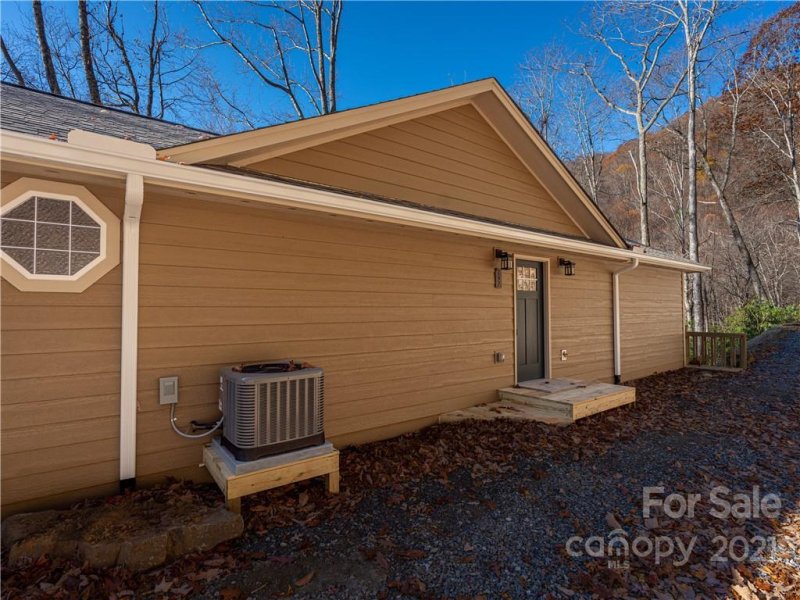 Property image 5 at 297 Triple Creek Drive, Clyde, NC 28721