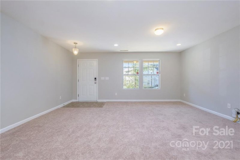 Property image 2 at 746 Mountain Quail Drive, Charlotte, NC 28216