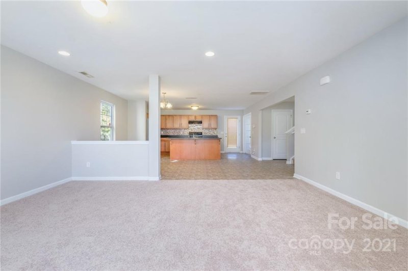 Property image 3 at 746 Mountain Quail Drive, Charlotte, NC 28216