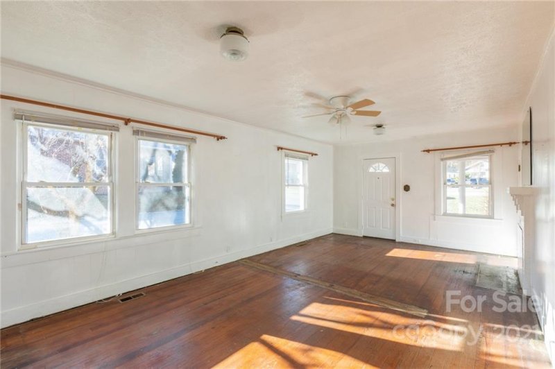 Property image 3 at 311 Dennis Street, Swannanoa, NC 28778