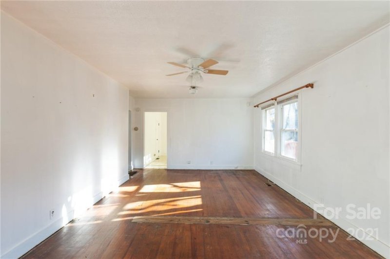 Property image 5 at 311 Dennis Street, Swannanoa, NC 28778