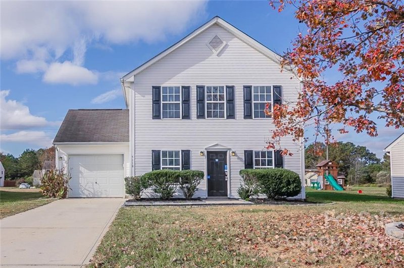 5118 Foxmeade Court