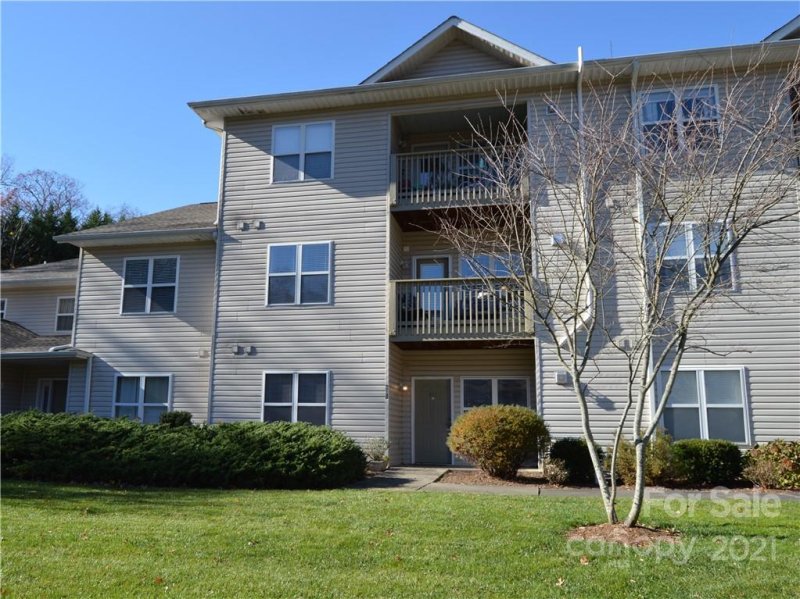 Property image 3 at 403 Carrington Place, Arden, NC 28704