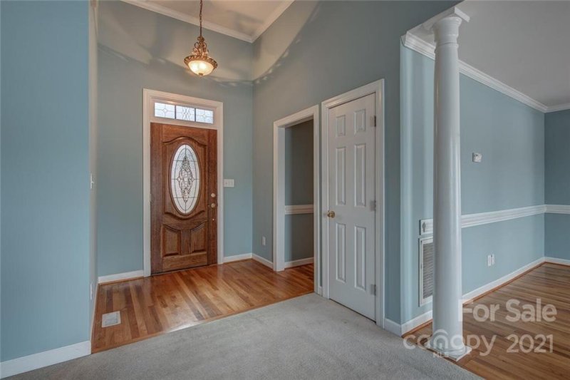 Property image 2 at 1034 Walnut Springs Court, Dallas, NC 28034