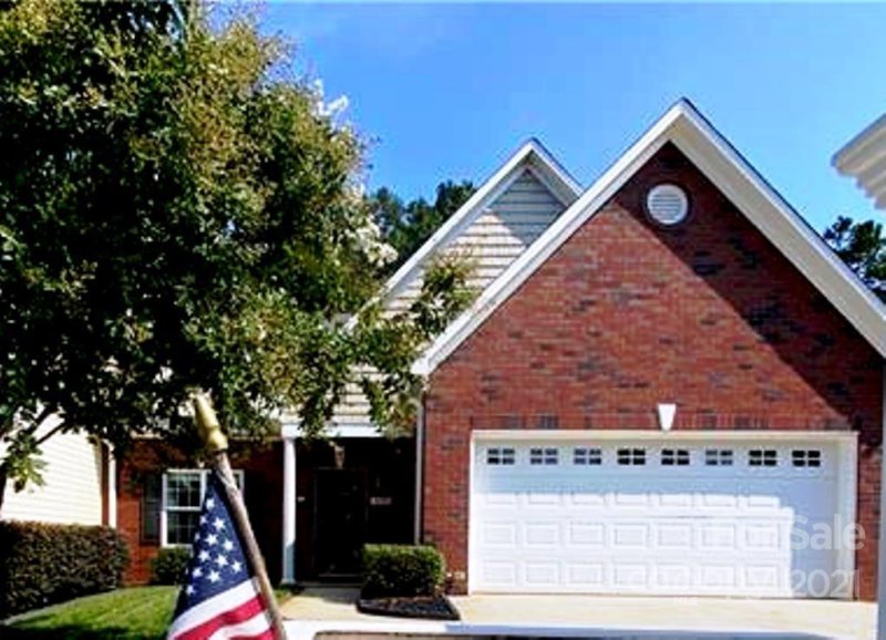 4730 Braxton Gate Lane