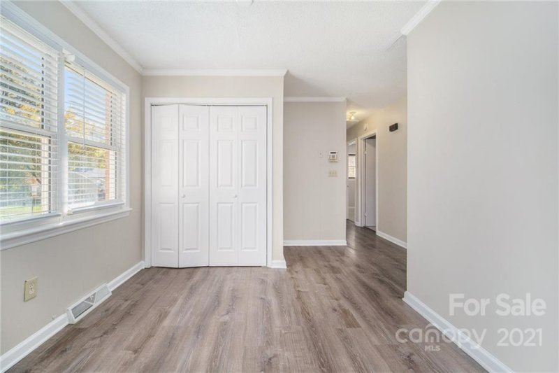 Property image 5 at 2302 Lyon Street, Gastonia, NC 28052