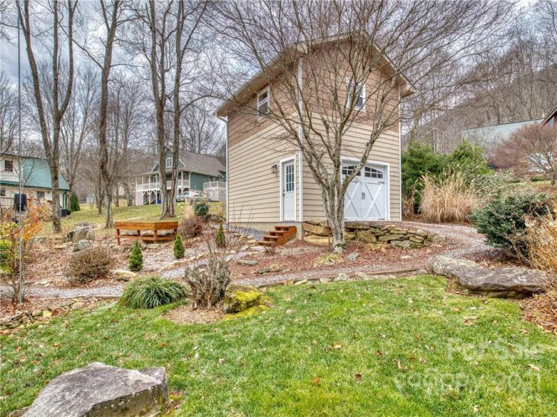 Property image 3 at 143 Turn A Bout Court, Waynesville, NC 28785