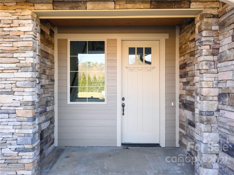 Property image 2 at 562 Sweet Birch Park Lane, Black Mountain, NC 28711