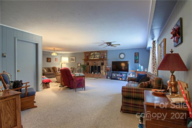 Property image 5 at 225 Childs Drive, Hendersonville, NC 28791