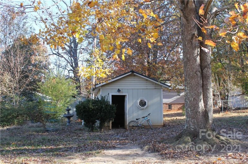 Property image 3 at 611 Freedom Mill Road, Gastonia, NC 28052
