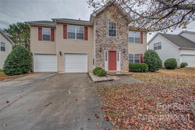 2646 Amber Crest Drive