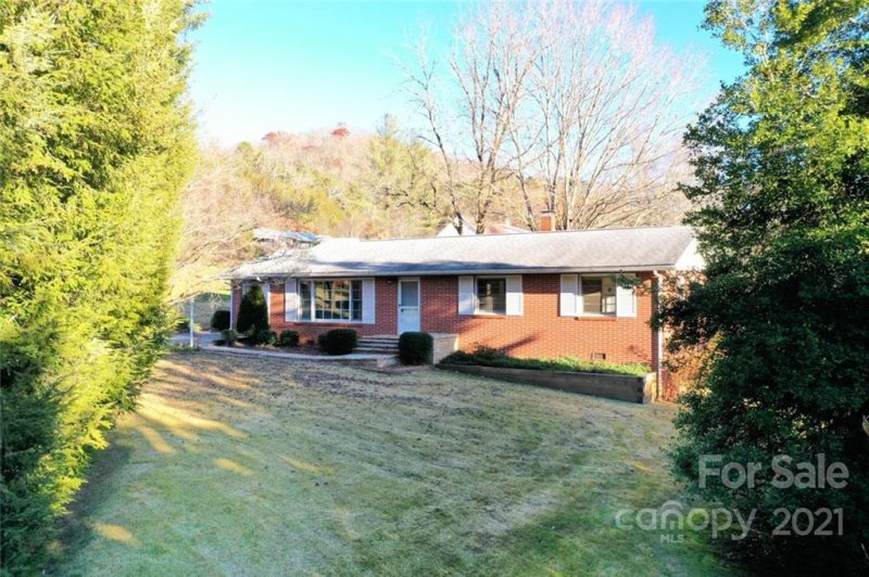 Property image 4 at 138 Rolling Green Drive, Sylva, NC 28779