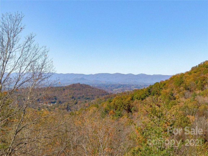 Property image 5 at 33 Bent Branch Lane, Asheville, NC 28804