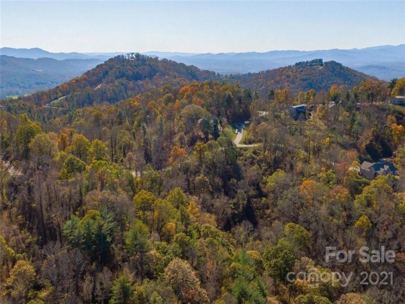 Property image 2 at 99999 Versant Drive, Asheville, NC 28804