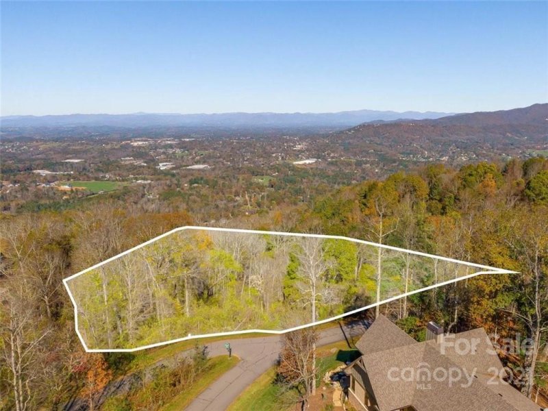 Property image 3 at 99999 Versant Drive, Asheville, NC 28804