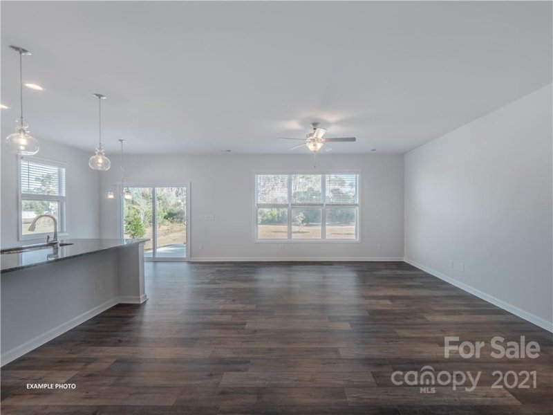 Property image 2 at 7412 Latham Way, Denver, NC 28037