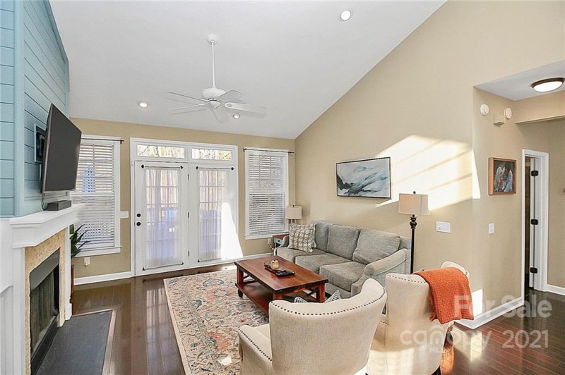 Property image 3 at 12125 Meadow Post Lane, Charlotte, NC 28269