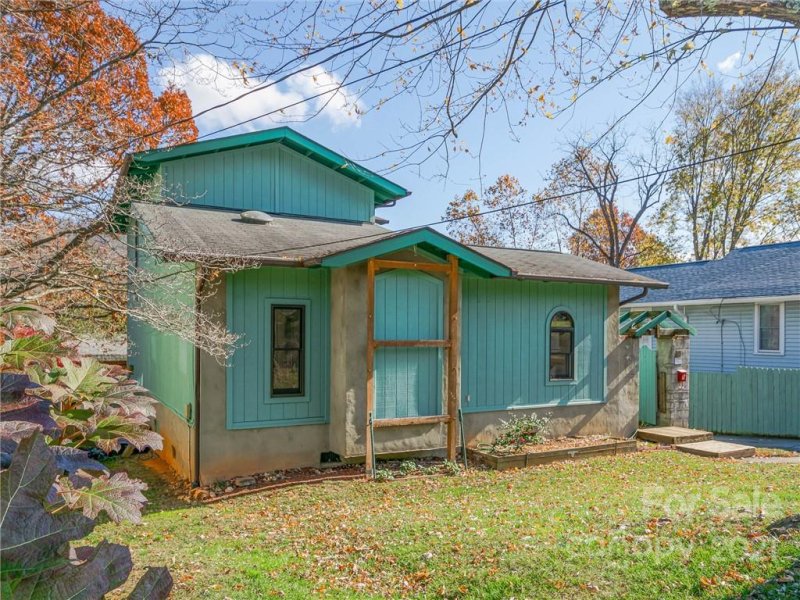 Property image 2 at 89 Washington Road, Asheville, NC 28801