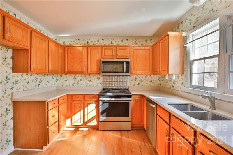 Property image 5 at 802 Augustus Court, Rock Hill, SC 29730