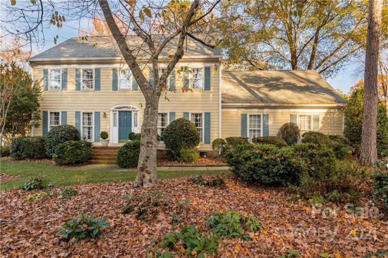 10509 South Hall Drive