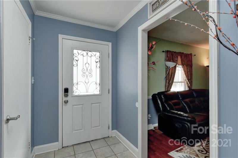 Property image 5 at 4645 Dawnwood Drive, Charlotte, NC 28212