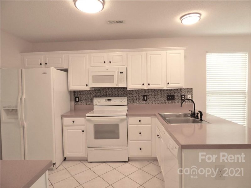 Property image 3 at 5640 Winslow Avenue, Concord, NC 28027