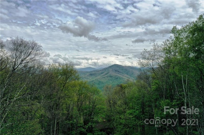 Property image 3 at 1933 Laurel Ridge Road, Maggie Valley, NC 28751