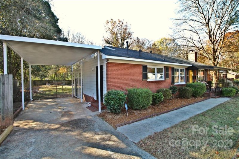 Property image 3 at 3634 Denson Place, Charlotte, NC 28215