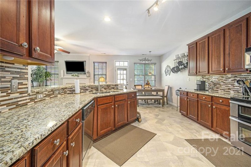Property image 5 at 13300 Mallard Landing Road, Charlotte, NC 28278