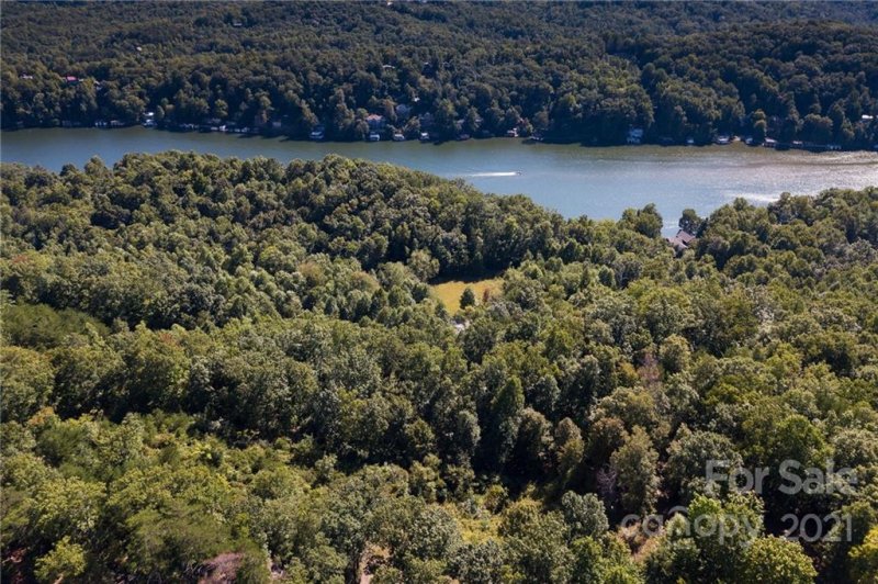 Property image 4 at 326 Garden Lane, Lake Lure, NC 28746