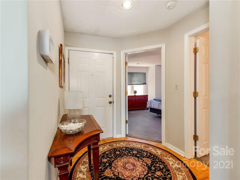 Property image 4 at 9025 J M Keynes Drive, Charlotte, NC 28262