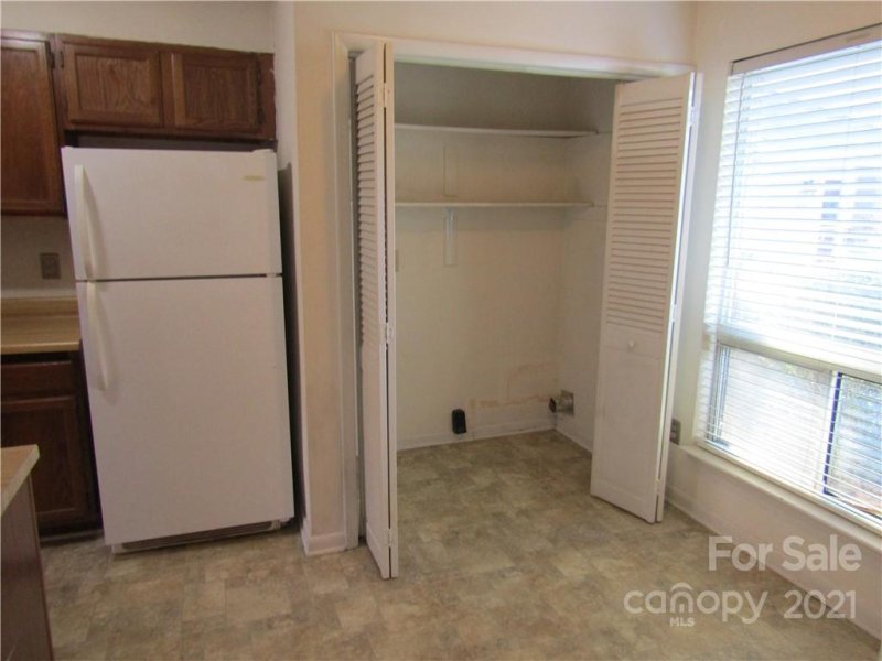Property image 3 at 9037 Mcalpine Cove Court, Charlotte, NC 28270