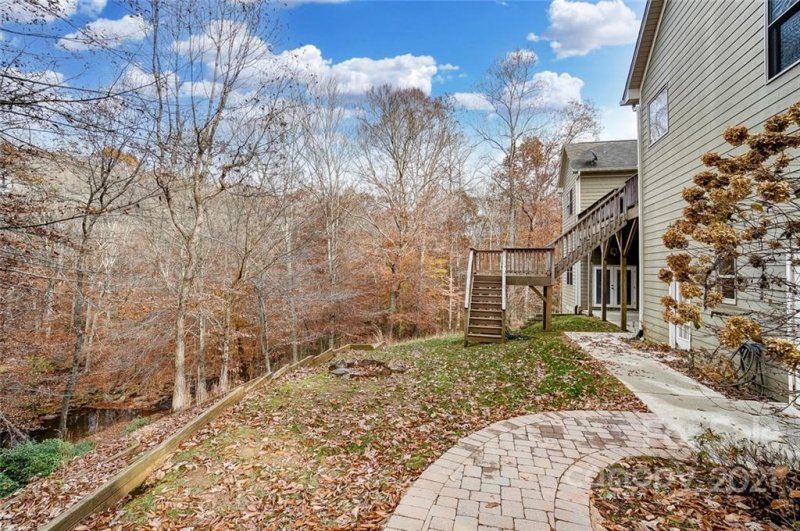 Property image 5 at 6156 Falls Ridge Trail, Sherrills Ford, NC 28673