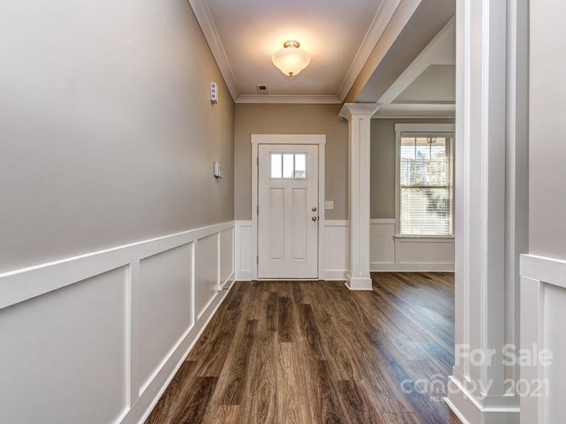 Property image 5 at 10007 Michael Crossing Drive, Charlotte, NC 28213