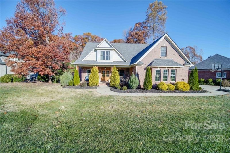 Property image 2 at 2599 Ashbourne Drive, Gastonia, NC 28056