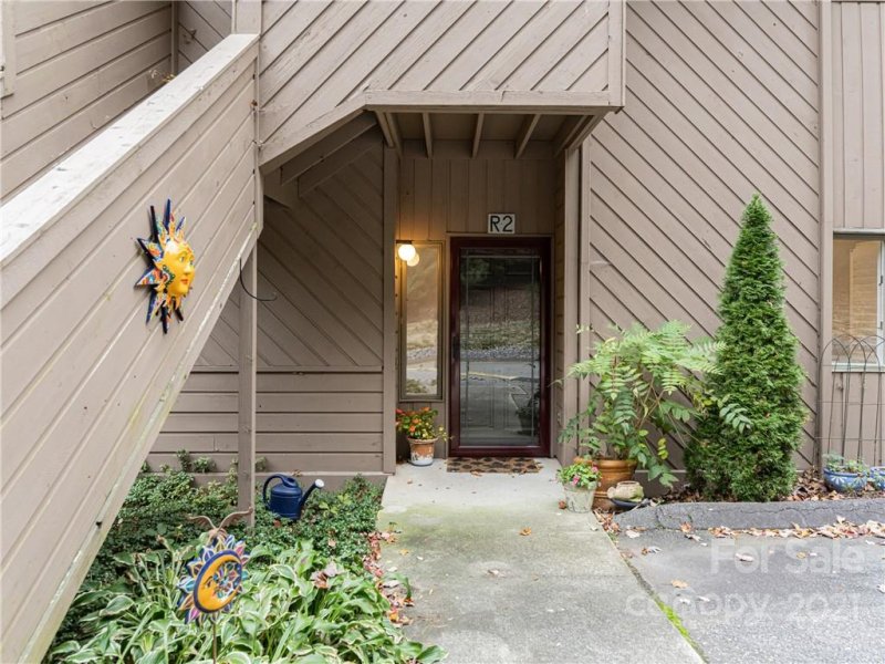 Property image 3 at 305 Piney Mountain Drive, Asheville, NC 28805