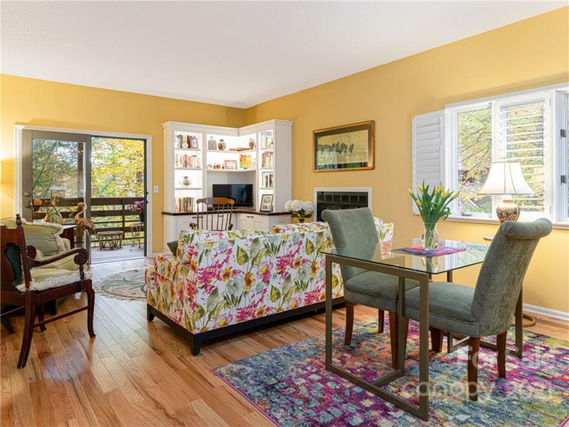 Property image 5 at 305 Piney Mountain Drive, Asheville, NC 28805