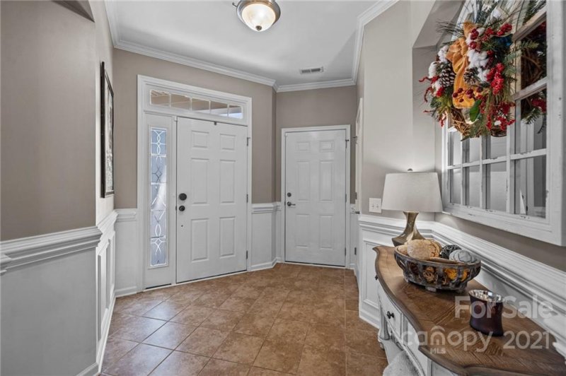 Property image 3 at 12838 Hunting Birds Lane, Charlotte, NC 28278