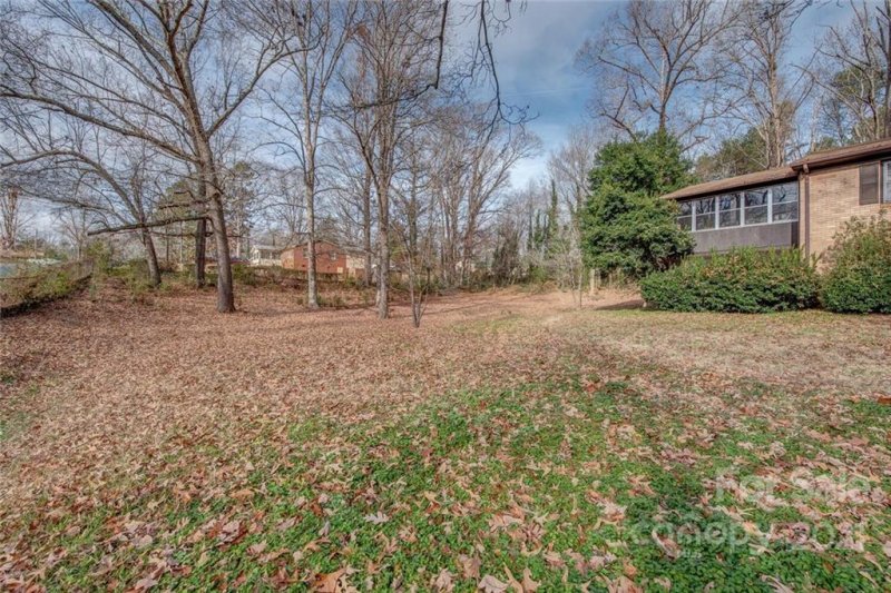 Property image 3 at 2230 Donnabrook Lane, Gastonia, NC 28052