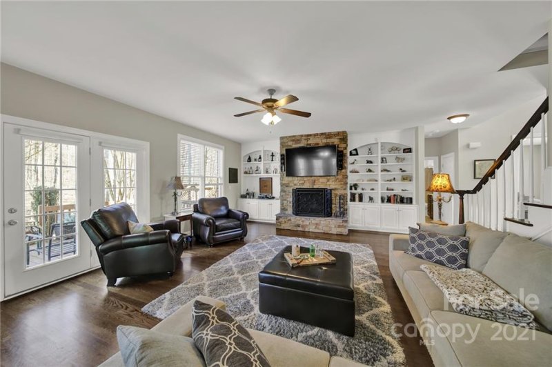 Property image 5 at 205 Greenbay Road, Mooresville, NC 28117