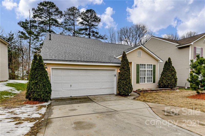 Property image 2 at 6215 Day Lilly Lane, Charlotte, NC 28216