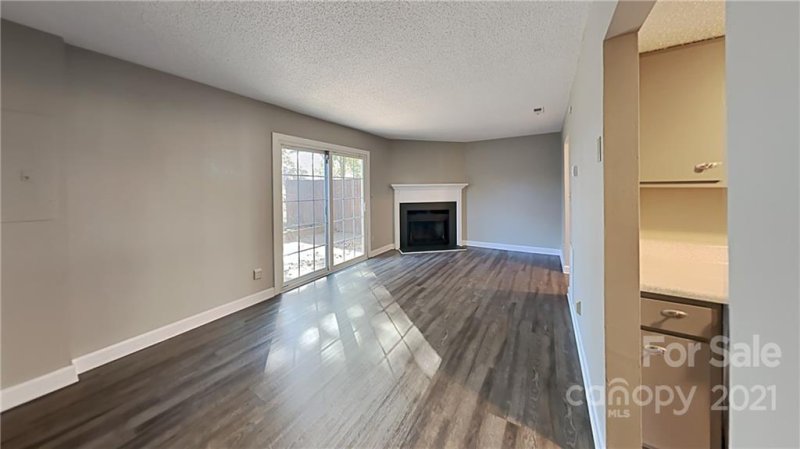 Property image 4 at 9400 Lexington Circle, Charlotte, NC 28213
