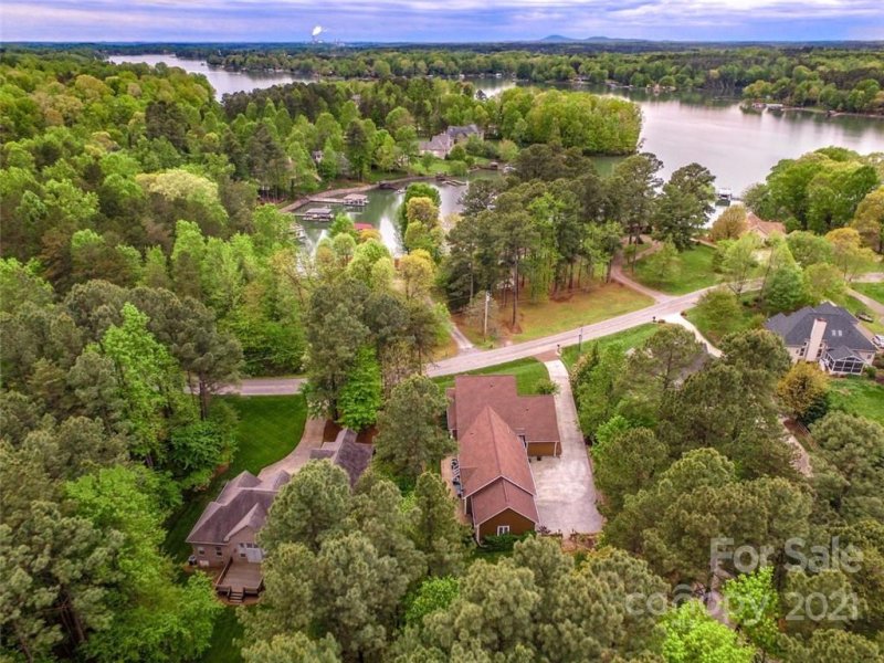 Property image 3 at 347 Marietta Road, Mooresville, NC 28117