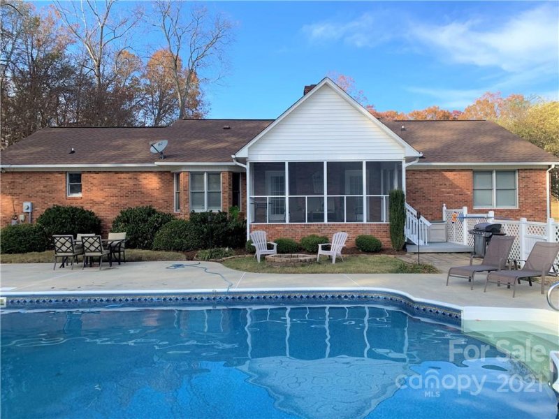 Property image 3 at 222 Cameron Drive, Kings Mountain, NC 28086