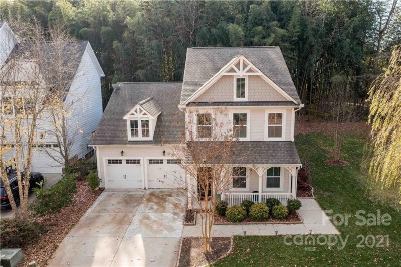 Property image 5 at 13120 Appolinaire Drive, Davidson, NC 28036