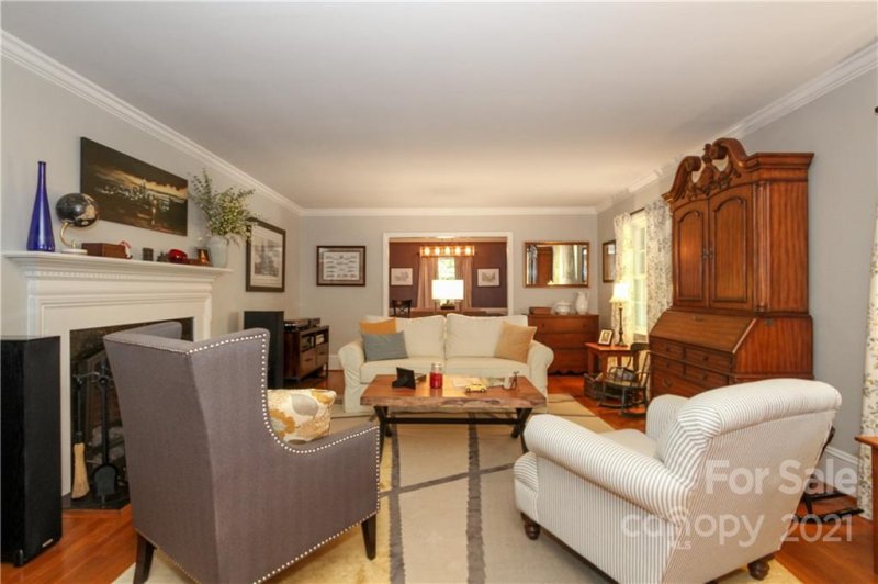 Property image 5 at 7110 Benita Drive, Charlotte, NC 28212