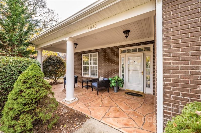 Property image 2 at 13040 Park Crescent Circle, Pineville, NC 28134