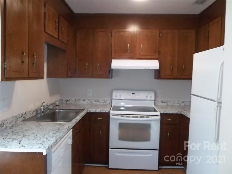 Property image 3 at 6929 Delta Lake Drive, Charlotte, NC 28215