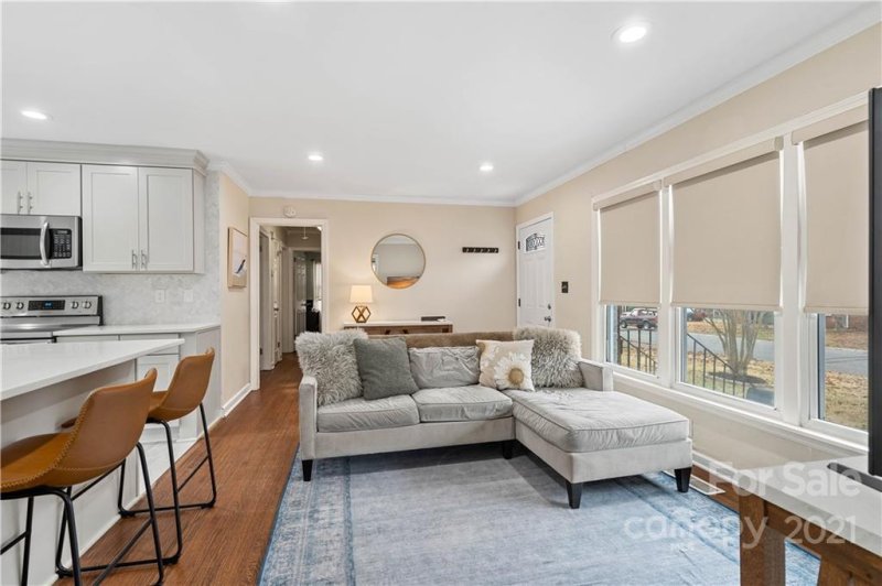 Property image 4 at 3428 Airlie Street, Charlotte, NC 28205