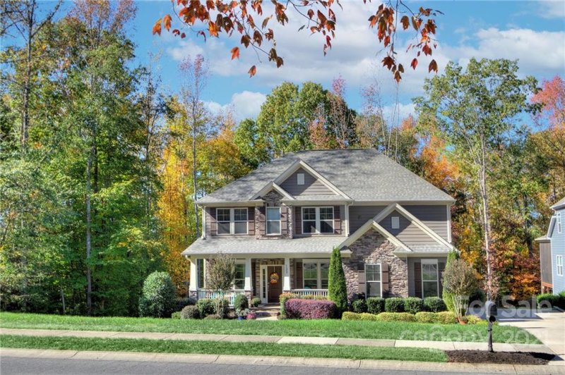 Property image 3 at 133 Mill Pond Road, Lake Wylie, SC 29710